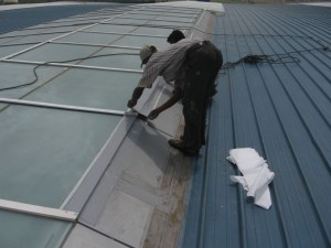 Sealing Junction between Toughened glass and metal sheet